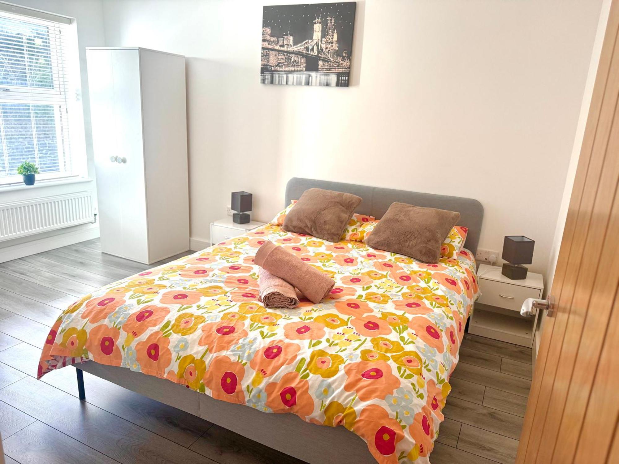 Lovely New 2 Bedroom Condo With Stunning Seaviews Penmaen-mawr エクステリア 写真